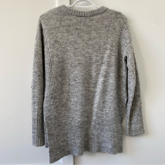 H&M sweater - Picture 5 of 6